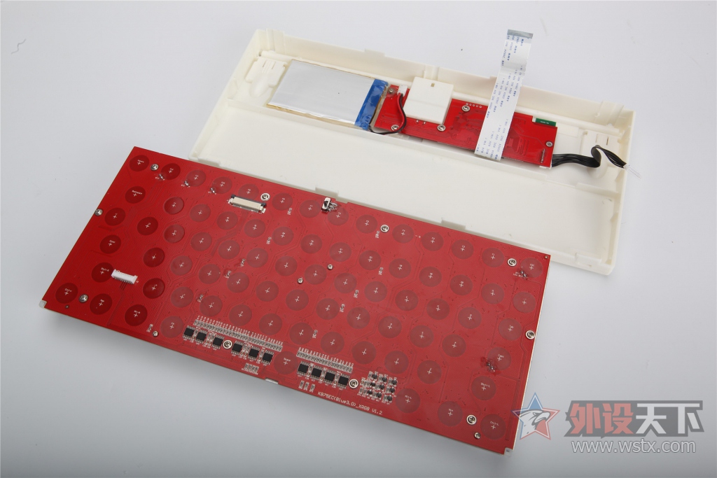 烧友心得3.0到4.0，不止1个进步——NIZRGB75蓝牙4.0静电容键盘工程机测试体验