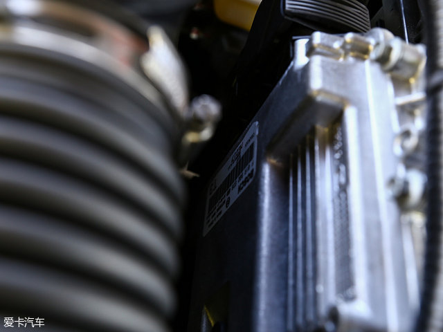 长安悦翔v7的油耗,长安悦翔v72016款1.0t