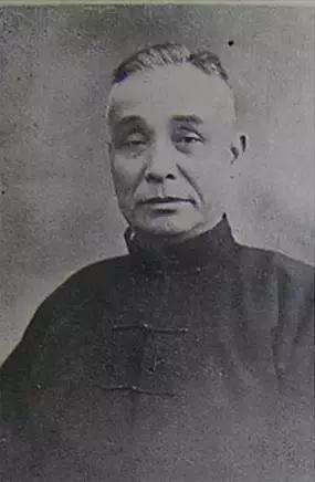 总结过去十年的股市,90年代上海股市走势