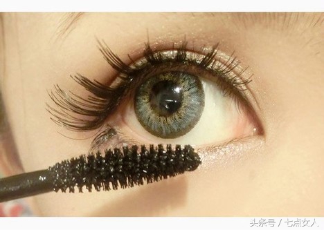 新手学化妆必备品和步骤,程十安推荐的新手化妆步骤