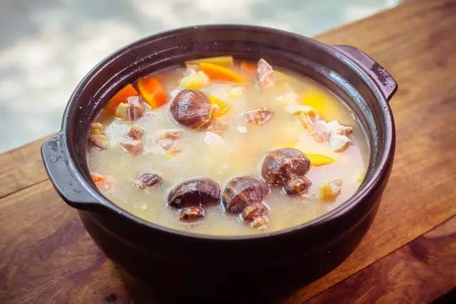 〈花开园〉顺德一间靓到“氹”一声的花园食府，赏花喂牛亲子