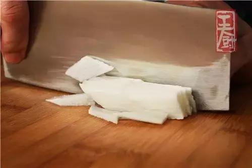 小米辣炒山药的家常做法,家常大碗山药做法