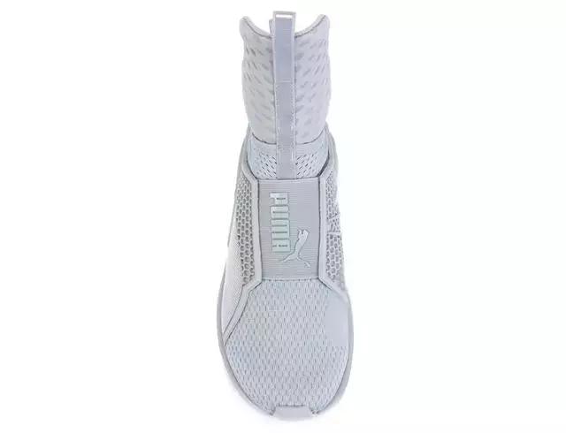 宋佳刘雯同款拖鞋,刘雯袁姗姗张雨绮