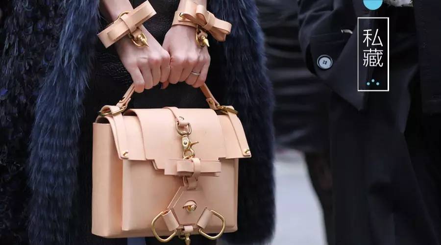 十款必买轻奢包包百搭,适合少女背的轻奢包包