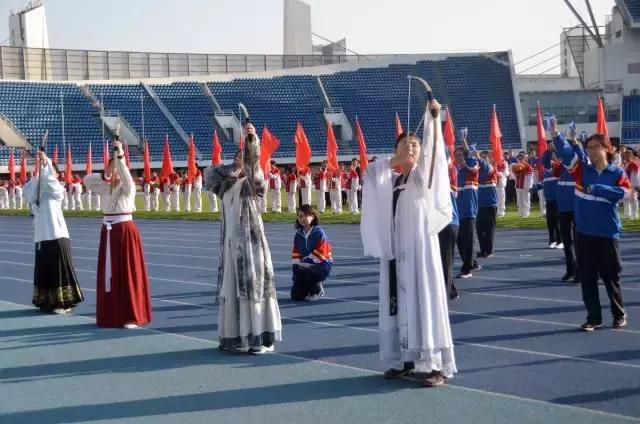 五校同心创佳绩集团谱写新篇章