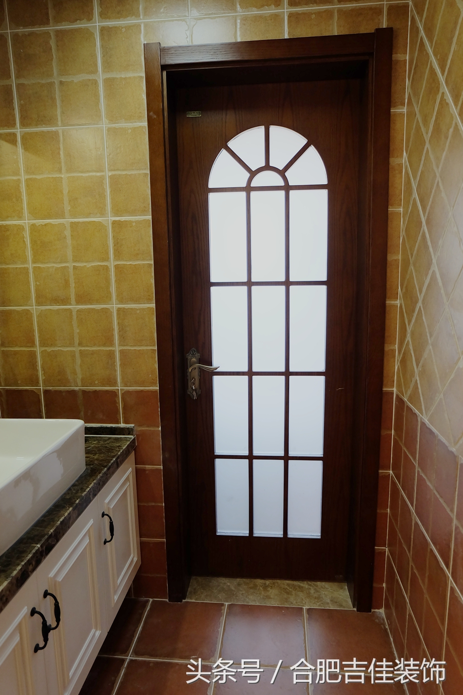 117m客厅装修效果图,117平轻奢极简装修