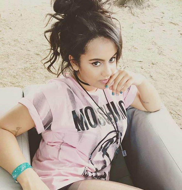 moschino秀场,moschino春季秀场