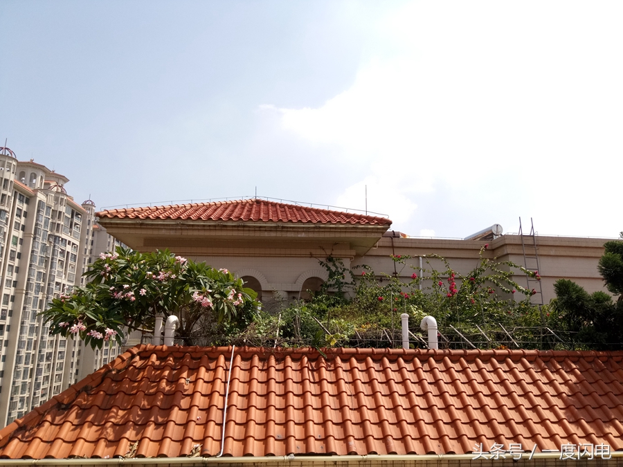 魅蓝手机u10,魅蓝u10白色