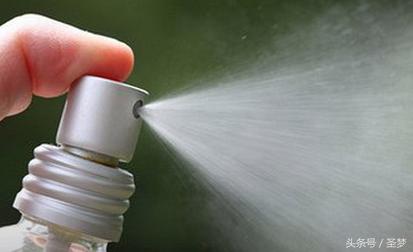 补水喷雾的正确打开方式,补水喷雾哪一步用才正确