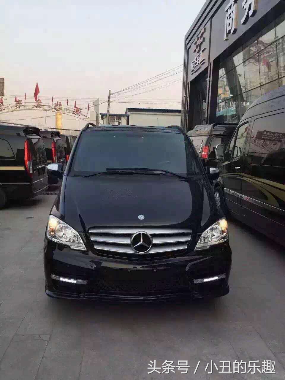 奔驰唯雅诺3.0原装进口,奔驰唯雅诺2.5发动机怎么样