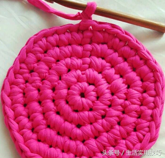 108种收纳筐藤条收口的编织方法,钩针编织菱角花形圆形收纳筐下集