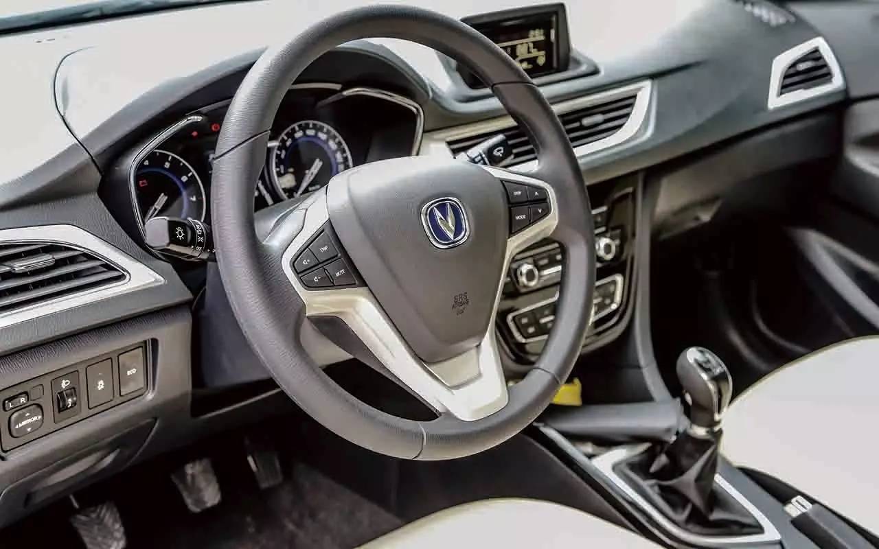 18款长安悦翔v7测评,长安悦翔v7手动测评