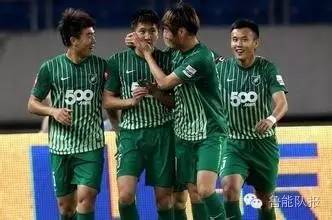 战华夏熟人不少，可别忘了那些年“自己人”们的反戈一击