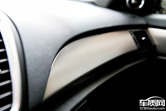 雅阁混动对比亚洲龙双擎试驾视频,雅阁2022款混动幻夜锐智版试驾