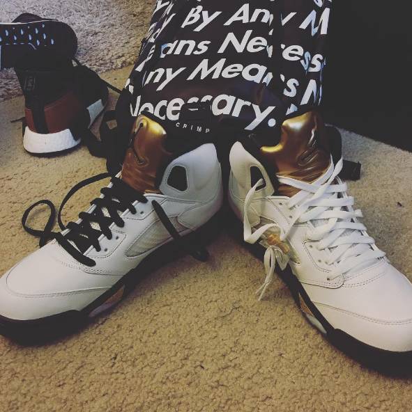 送男朋友几百块的鞋,第一次送礼物男朋友就送ysl