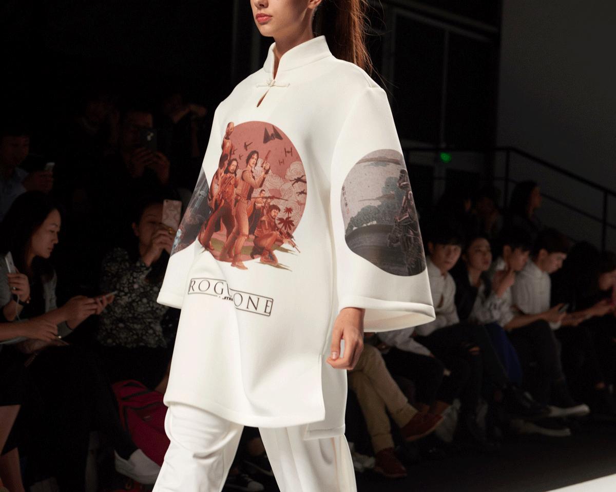 甯︿綘鐪嬩笂娴锋椂瑁呭懆,甯︿綘鐪嬫椂瑁呭懆