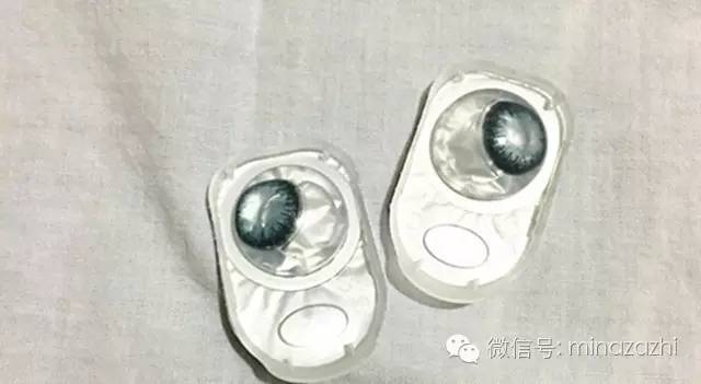 潮流博主包里有什么,我的时尚包里有什么