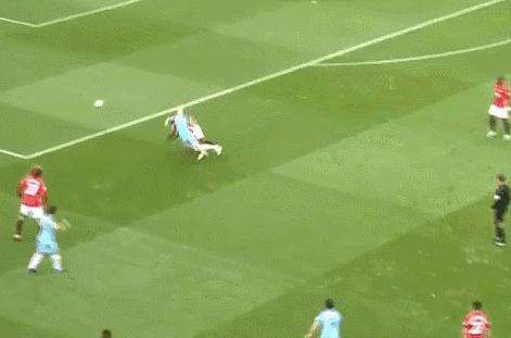 笑谈英超曼城,英超联赛技战术