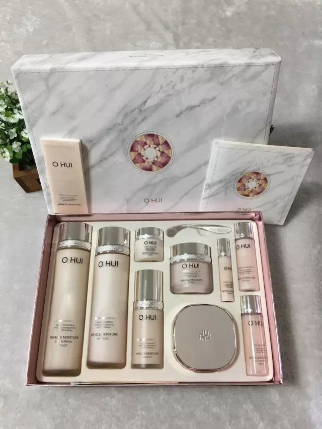 好看的韩系粉妆,粉粉嫩嫩的韩妆