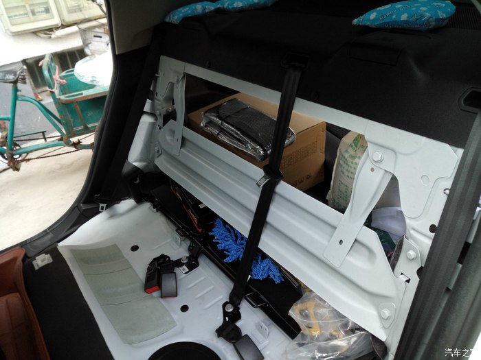 新款标致301幸福版,标致301旅行