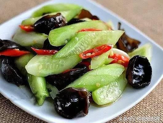 食物中的天然阿司匹林,吃他汀阿司匹林能吃木耳吗