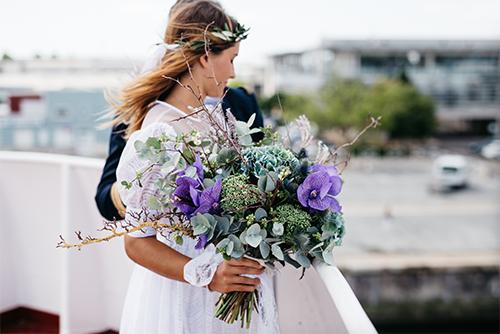 老婆和前任纠缠不清怎么办,跟老婆结婚了前任还纠缠不放