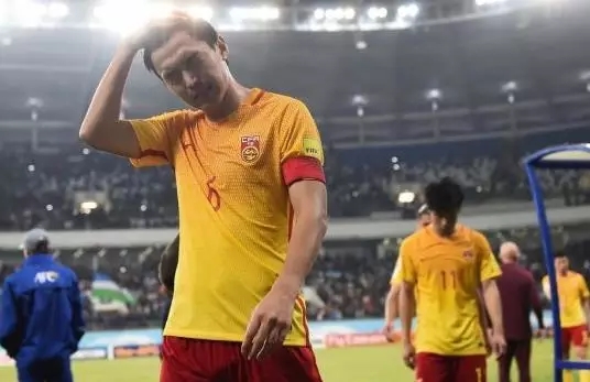 国足打门柱集锦,国足门柱球