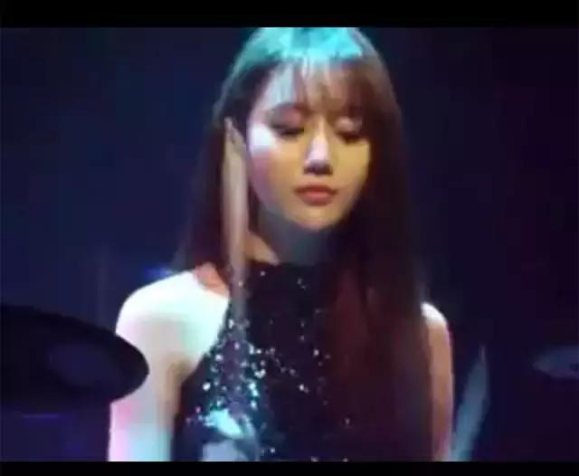 中国最漂亮女鼓手雅妍,最美鼓手雅妍打鼓