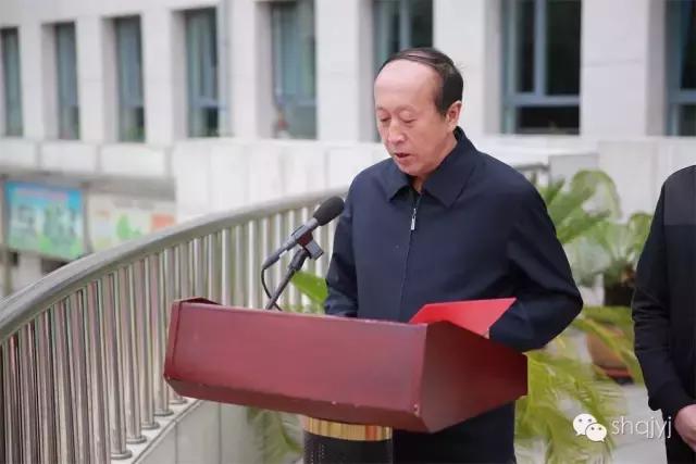 推动校园足球工作高质量发展,推动校园足球运动