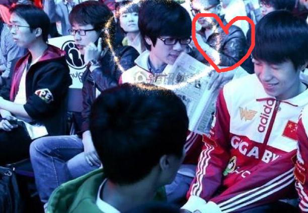 厂长阿布是真爱，在厂长低势时，阿布跳出来背锅，反观korol