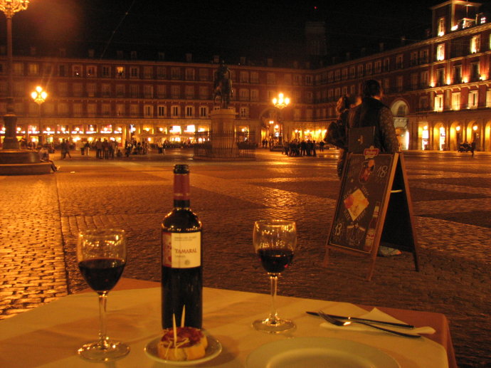 马德里不可思议镜面,马德里不可思议卡点