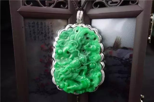 玉石玛瑙翡翠钻石,翡翠到钻石要多久