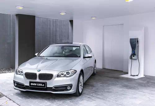 试驾2020款宝马530le,下一代宝马530le测评视频