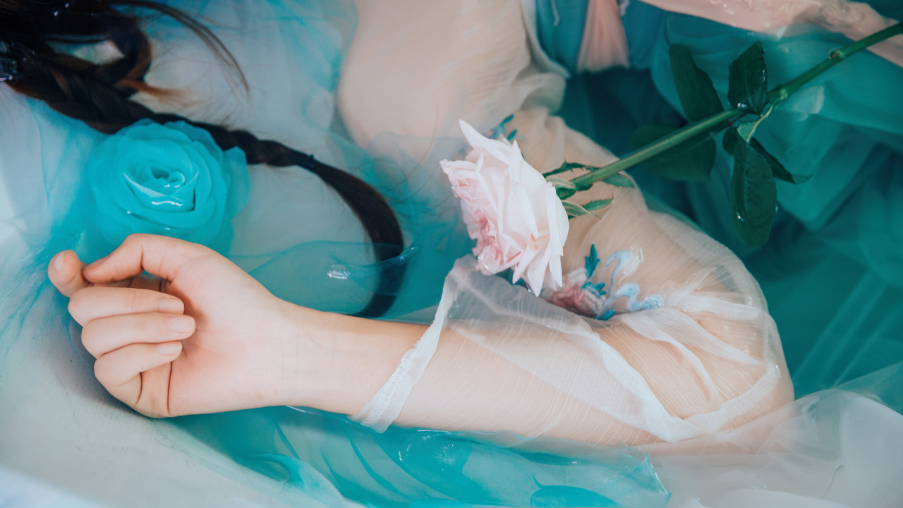 小说：业障病和现在医学说的心理疾病是一回事吗？