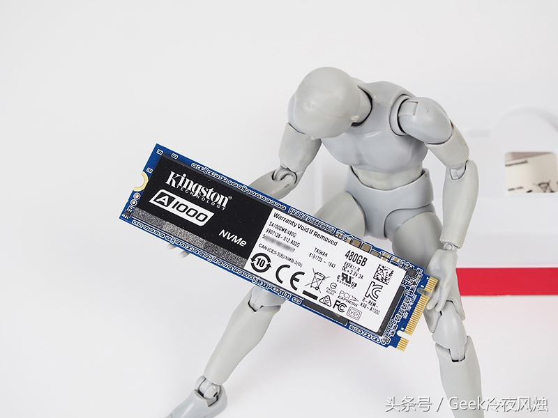 固态硬盘m.2推荐金士顿a1000,无坚不破唯快不破音效