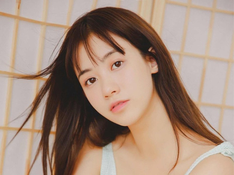 小说：她被系统控制，完成任务换够积分才能出去，可系统食言了