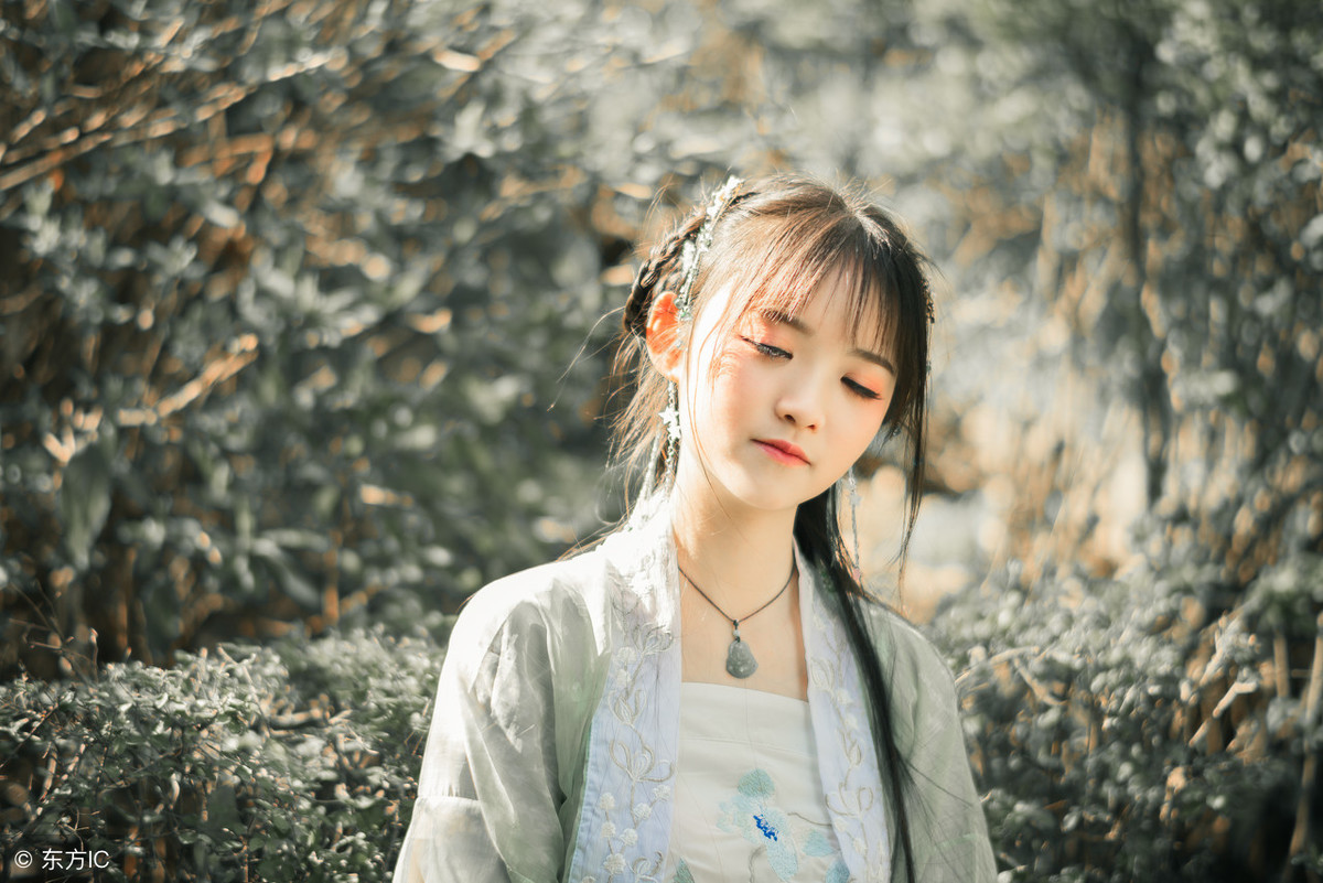 被卖去大户人家做冲喜丫头后续,女主从小被卖进府做丫鬟