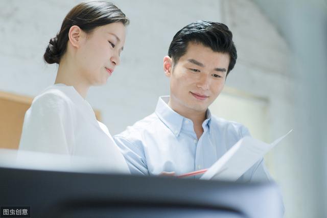 荒岛求生遇到巨蟒怎么办,在荒岛上遇到毒蛇怎么办