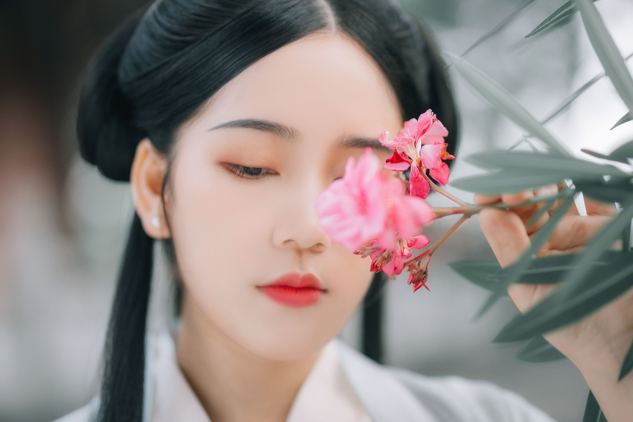 娇宠余青送贺礼后续,宠颜宫亲免费小说