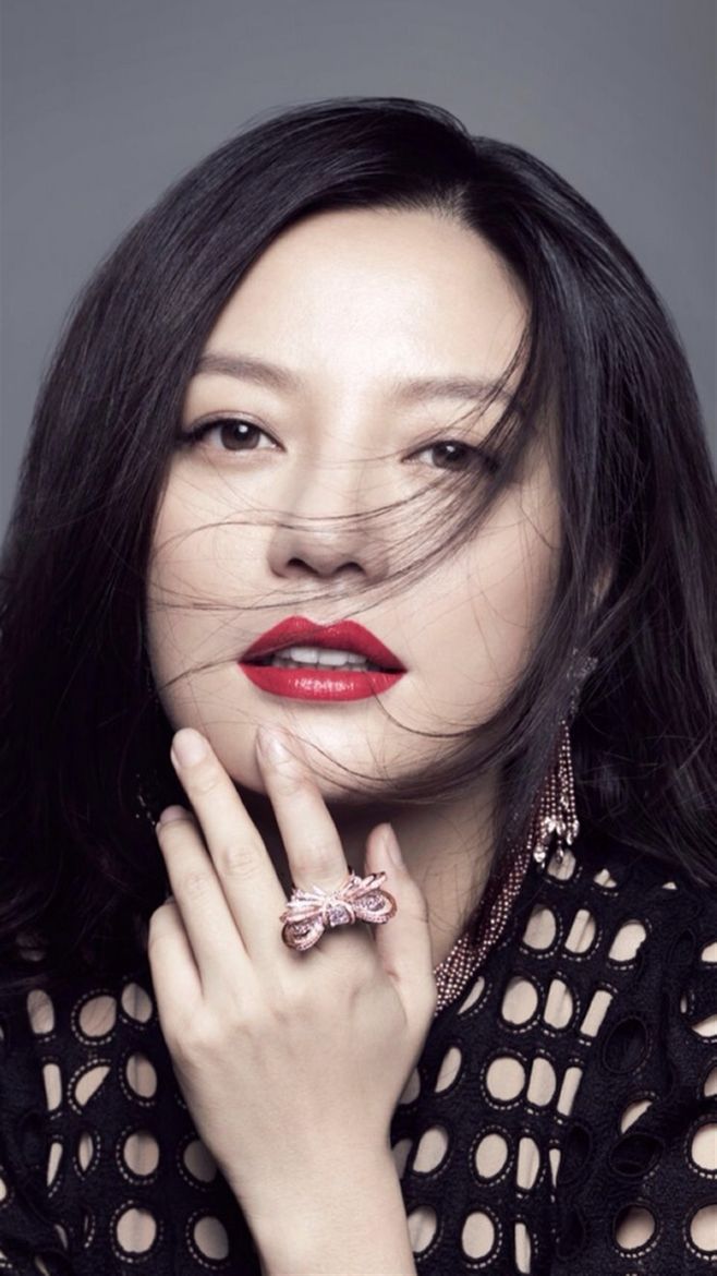 赵薇:顶风作案野心炸裂,罪行不仅仅亲日辱华,如今下场大快人心