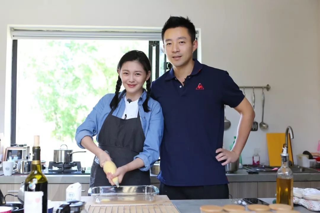 大s和汪小菲两败俱伤背后的原因,大s和汪小菲的离婚合同专业解读