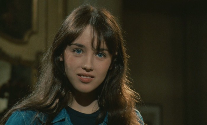 娶了巩俐的雅尔，曾有个漂亮的未婚妻，对方正是法国女神阿佳妮