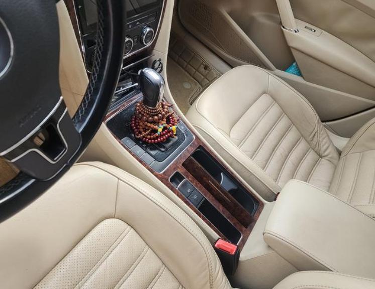 开了十年的埃尔法,开了10年的埃尔法发动机抖吗