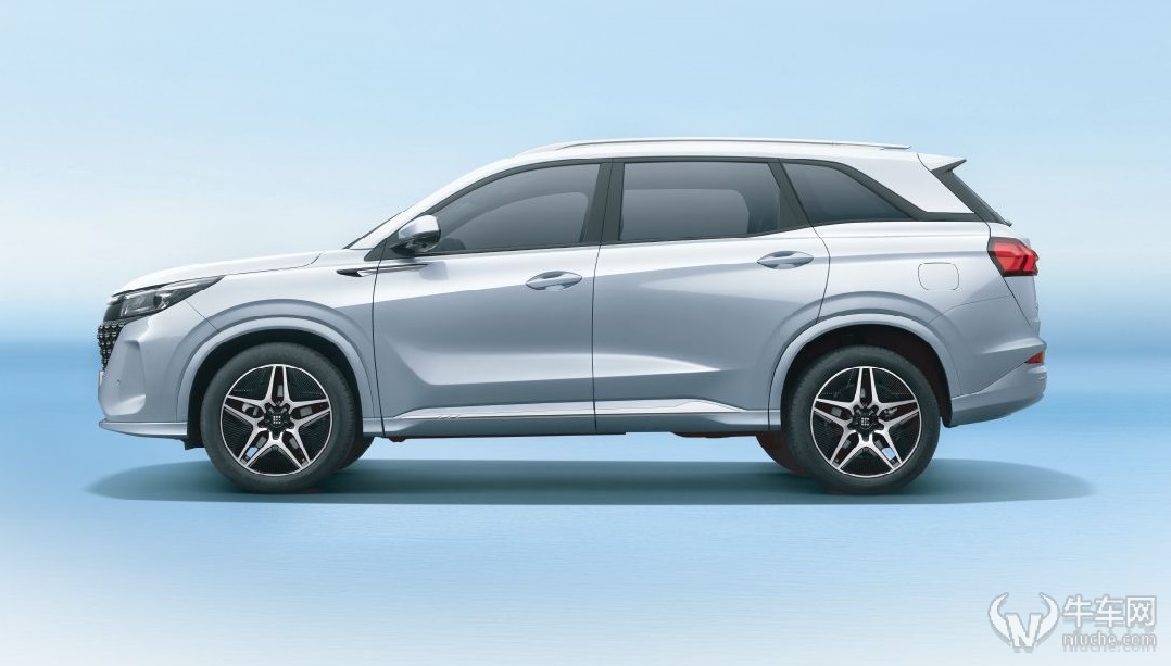 弗迪动力+华为Hicar，蓝电E5正式上市售13.99万起