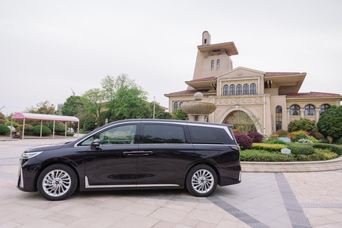 岚图梦想家有无空气悬架区别,岚图梦想家空气悬架价格