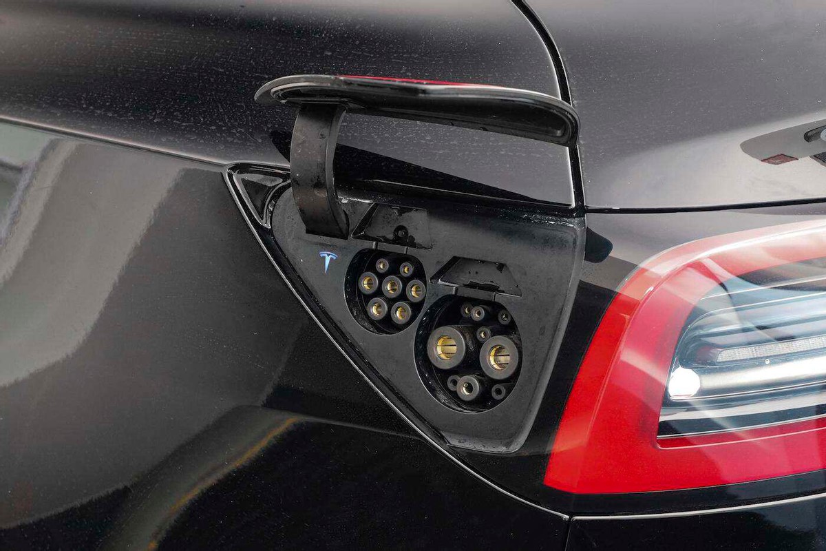 开model3一年可以省多少钱,养一台model3要花多少钱