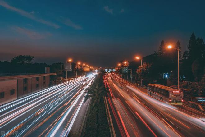 哪吒v如何申请网约车,哪吒v轴距2420符合网约车标准吗