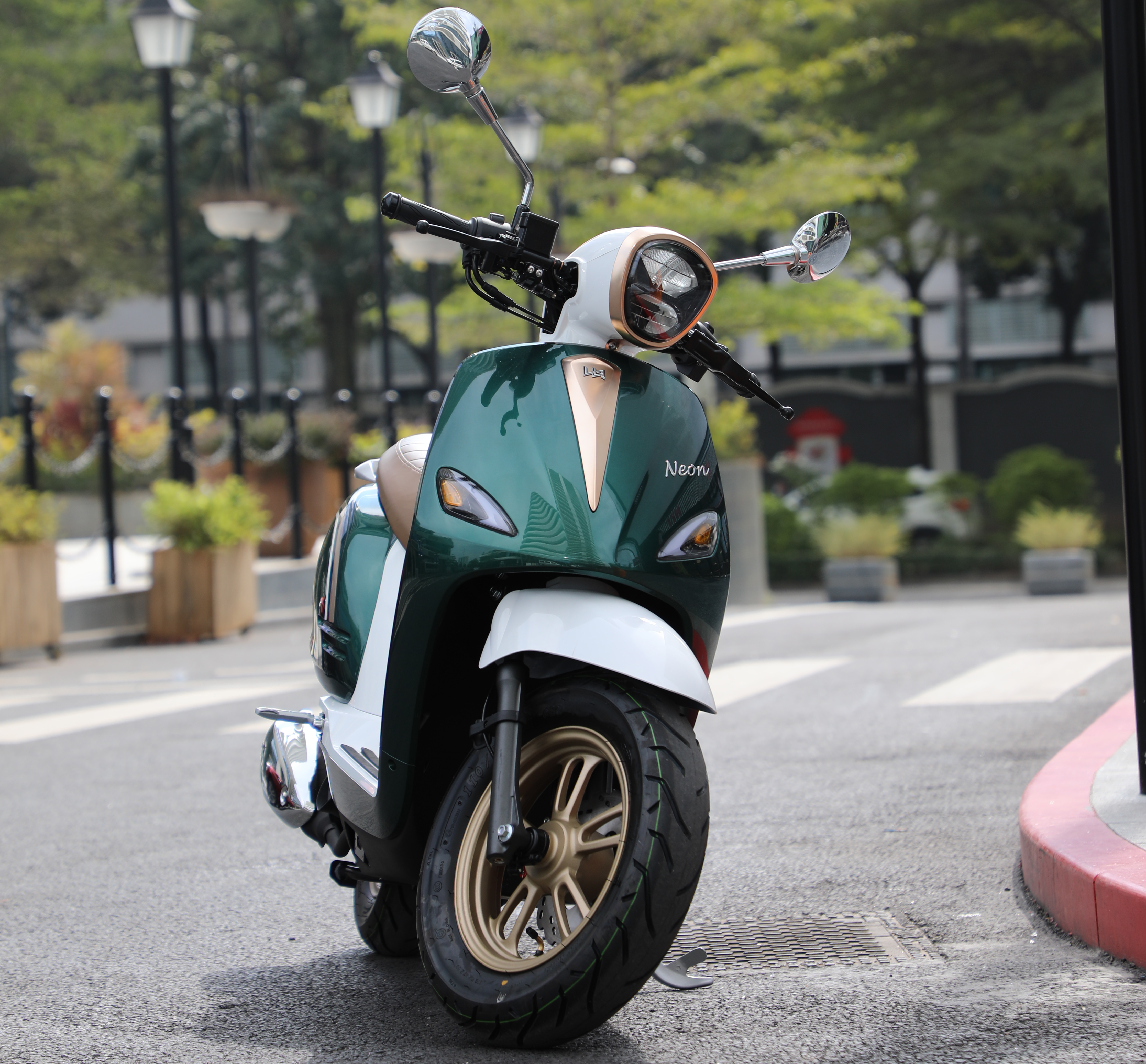 猎变霓焕新“小肥鹅”，量足价优的高性价比复古踏板