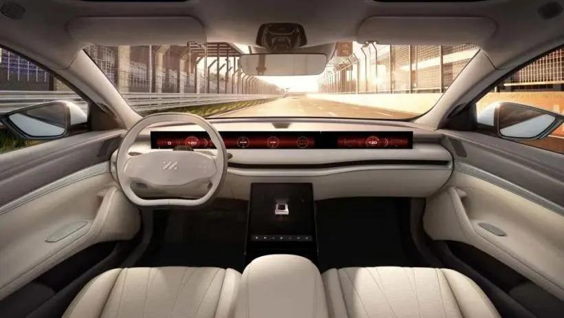 最便宜的四驱电动4座轿跑,24年上新40多万的纯电轿跑