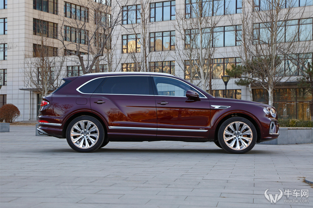 500万以上suv宾利配置,500万以内最豪华的SUV
